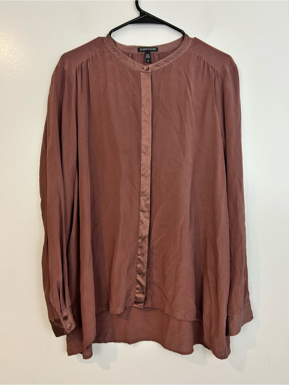 Eileen Fisher 100% Silk Hidden Button Down Long Sleeve Mauve Blouse Size Large